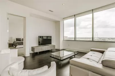 2200 Victory Avenue #707, Dallas, TX 75219 - Photo 6