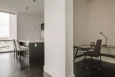 2200 Victory Avenue #707, Dallas, TX 75219 - Photo 8
