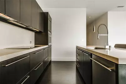 2200 Victory Avenue #707, Dallas, TX 75219 - Photo 12