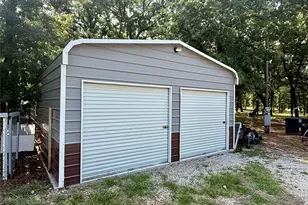 145 Adalida Ln, Springtown, TX 76082 - Photo 4