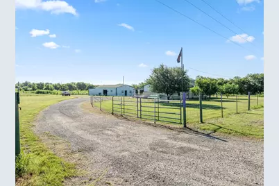 6338 Fm 933, Blum, TX 76627 - Photo 18