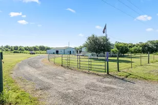 6338 Fm 933, Blum, TX 76627 - Photo 18