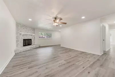 505 W Linden Street, Ennis, TX 75119 - Photo 6