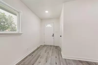 505 W Linden Street, Ennis, TX 75119 - Photo 4