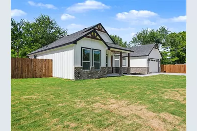 113 Dennis Drive, Azle, TX 76020 - Photo 2