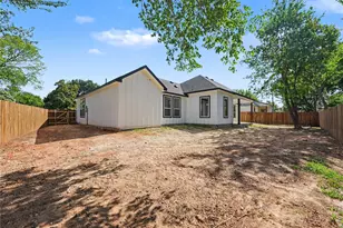 113 Dennis Dr, Azle, TX 76020 - Photo 26