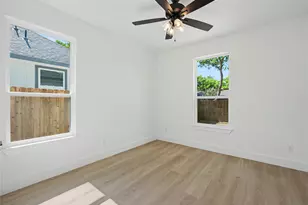 113 Dennis Dr, Azle, TX 76020 - Photo 18