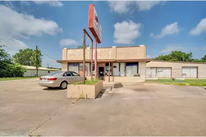 604 Abbott Avenue, Hillsboro, TX 76645 - Photo 1