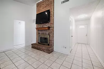 2511 Via Avenida, Carrollton, TX 75006 - Photo 4