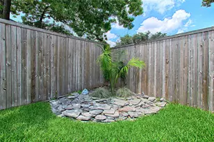 2511 Via Avenida, Carrollton, TX 75006 - Photo 22