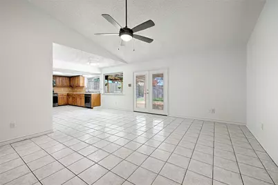 2511 Via Avenida, Carrollton, TX 75006 - Photo 6