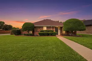 2001 Espinosa Dr, Carrollton, TX 75010 - Photo 30