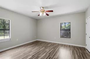 305 Hensley Dr, Grand Prairie, TX 75050 - Photo 20