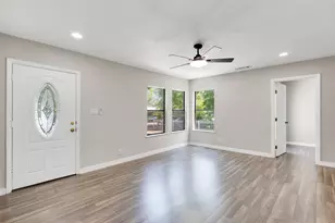 305 Hensley Dr, Grand Prairie, TX 75050 - Photo 4