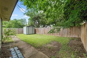 734 Lemons St, Cedar Hill, TX 75104 - Photo 6