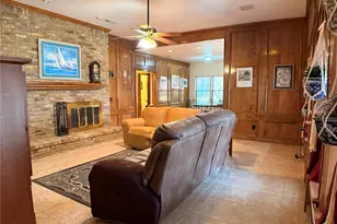 2806 Harpers Ferry Ln, Garland, TX 75043 - Photo 12