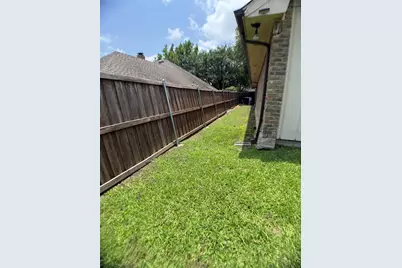 2806 Harpers Ferry Lane, Garland, TX 75043 - Photo 18