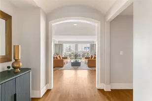 3401 Lee Pkwy, Dallas, TX 75219 - Photo 2