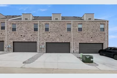 2412 Glacier Way, Mansfield, TX 76063 - Photo 2
