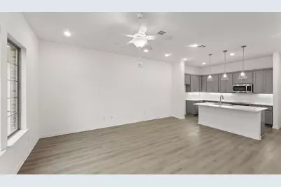 2412 Glacier Way, Mansfield, TX 76063 - Photo 4
