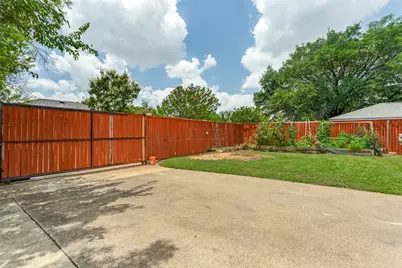 106 E Apollo Road, Garland, TX 75040 - Photo 24