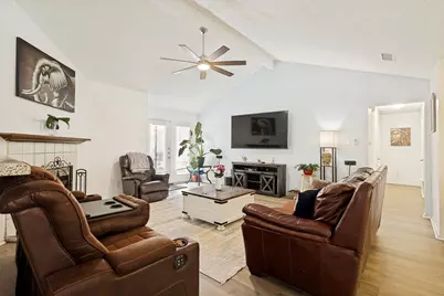 106 E Apollo Road, Garland, TX 75040 - Photo 8