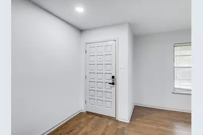 10039 Shadyview Drive, Dallas, TX 75238 - Photo 2