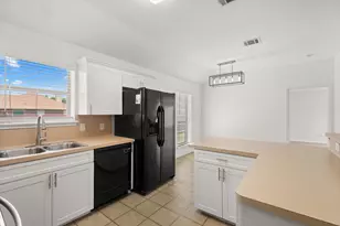 1306 Beacon Hill Dr, Midlothian, TX 76065 - Photo 12