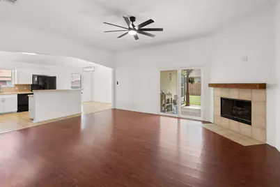 1306 Beacon Hill Drive, Midlothian, TX 76065 - Photo 6