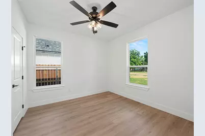 115 Dennis Drive, Azle, TX 76020 - Photo 22