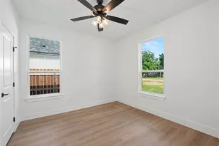 115 Dennis Dr, Azle, TX 76020 - Photo 22