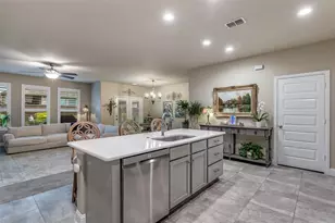 2800 Lakeside Dr, Aubrey, TX 76227 - Photo 10