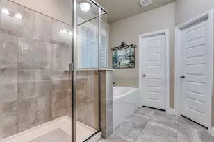 2800 Lakeside Dr, Aubrey, TX 76227 - Photo 16