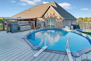 701 Milton Ct, Granbury, TX 76048 - Photo 28