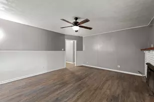 733 W 5th St, McGregor, TX 76657 - Photo 4