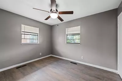 733 W 5th Street, McGregor, TX 76657 - Photo 14