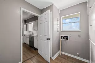 733 W 5th St, McGregor, TX 76657 - Photo 22