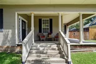 5705 Tremont St, Dallas, TX 75214 - Photo 2