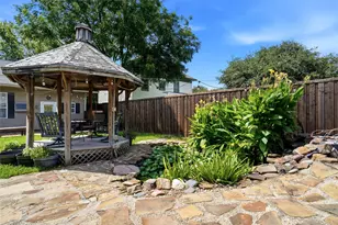 5705 Tremont St, Dallas, TX 75214 - Photo 34