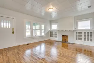 2505 Lipscomb St, Fort Worth, TX 76110 - Photo 8