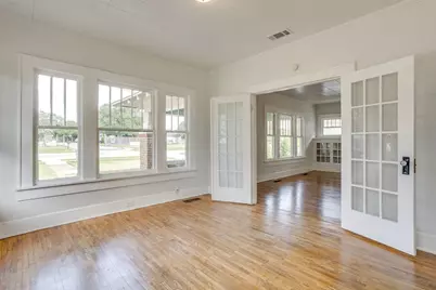 2505 Lipscomb Street, Fort Worth, TX 76110 - Photo 14