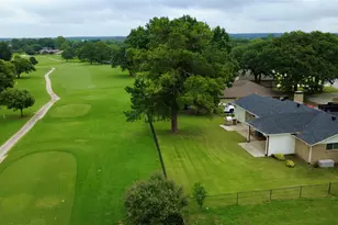 104 Kiowa Dr W, Gainesville, TX 76240 - Photo 4