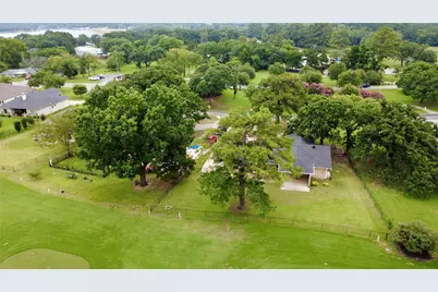 104 Kiowa Drive W, Lake Kiowa, TX 76240 - Photo 6