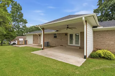 104 Kiowa Drive W, Lake Kiowa, TX 76240 - Photo 32