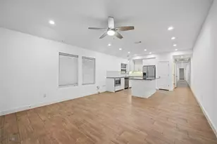 607 E Carter St, Sherman, TX 75090 - Photo 2