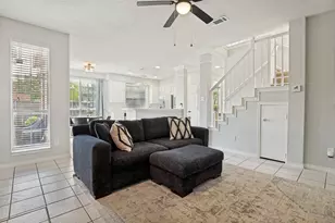 8714 Saddlehorn Dr, Irving, TX 75063 - Photo 4