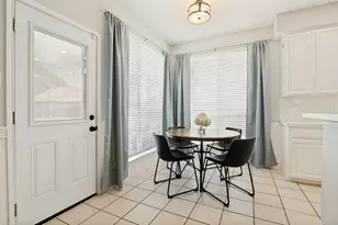 8714 Saddlehorn Dr, Irving, TX 75063 - Photo 6