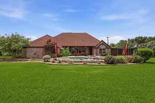 8470 Steeplechase Cir, Argyle, TX 76226 - Photo 24