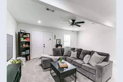 708 Oakwood Drive, Euless, TX 76040 - Photo 20