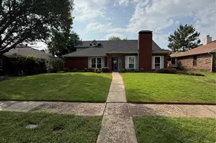 2210 Crystal Creek Ln, Garland, TX 75040 - Photo 2